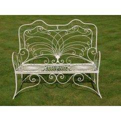Jolie banquette de jardin en fer forgé - Maison d’un Rêve